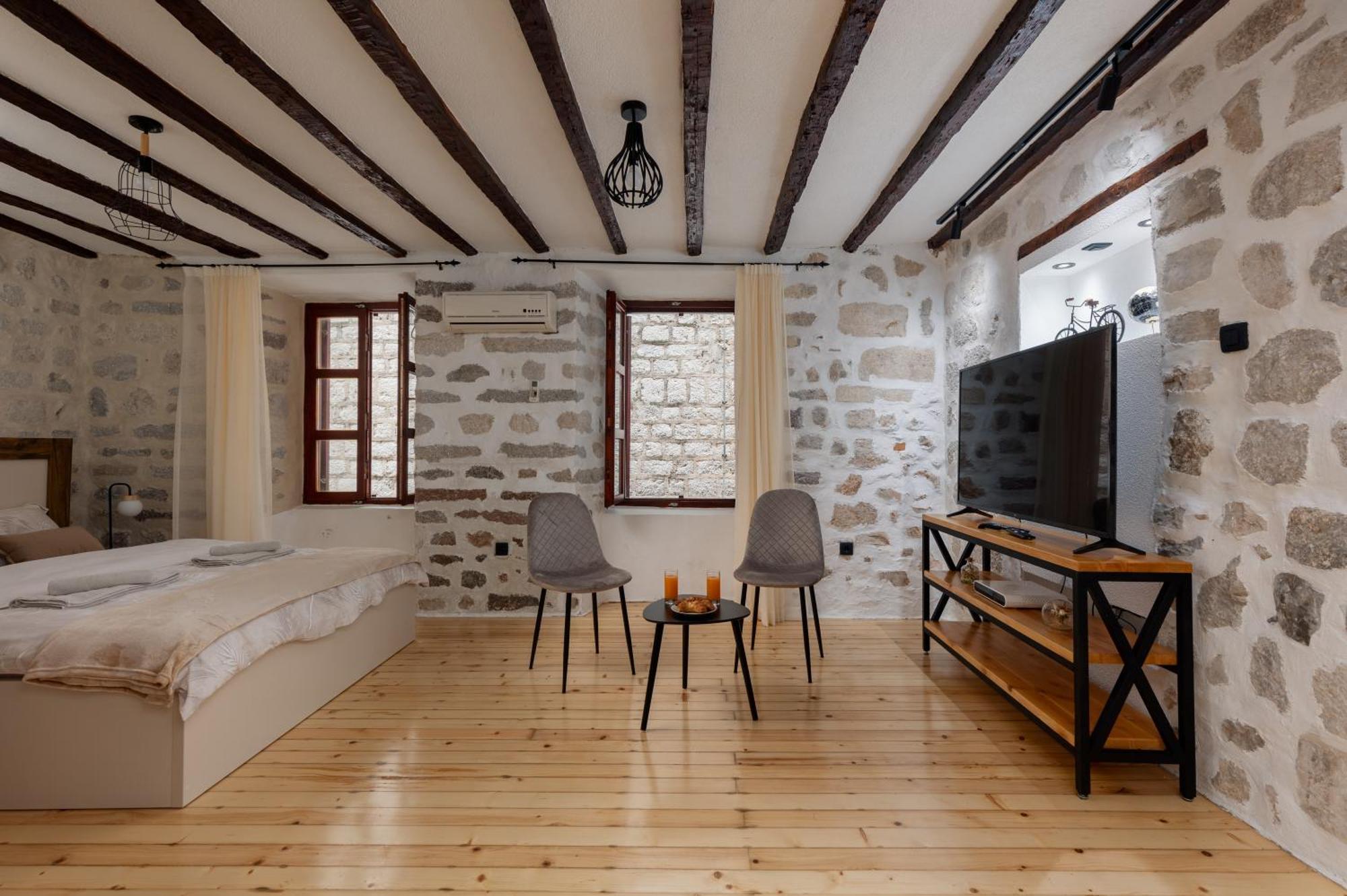 Quince&Sparkle Apartments Old Town Kotor Exterior photo